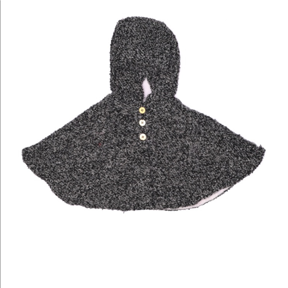 SOLD!🧺Carters NB poncho